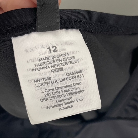 J. Crew Ruffle Deep-V One-piece Swimsuit Size 12 Womens Black Vacation Beach  S1 - Picture 5 of 8